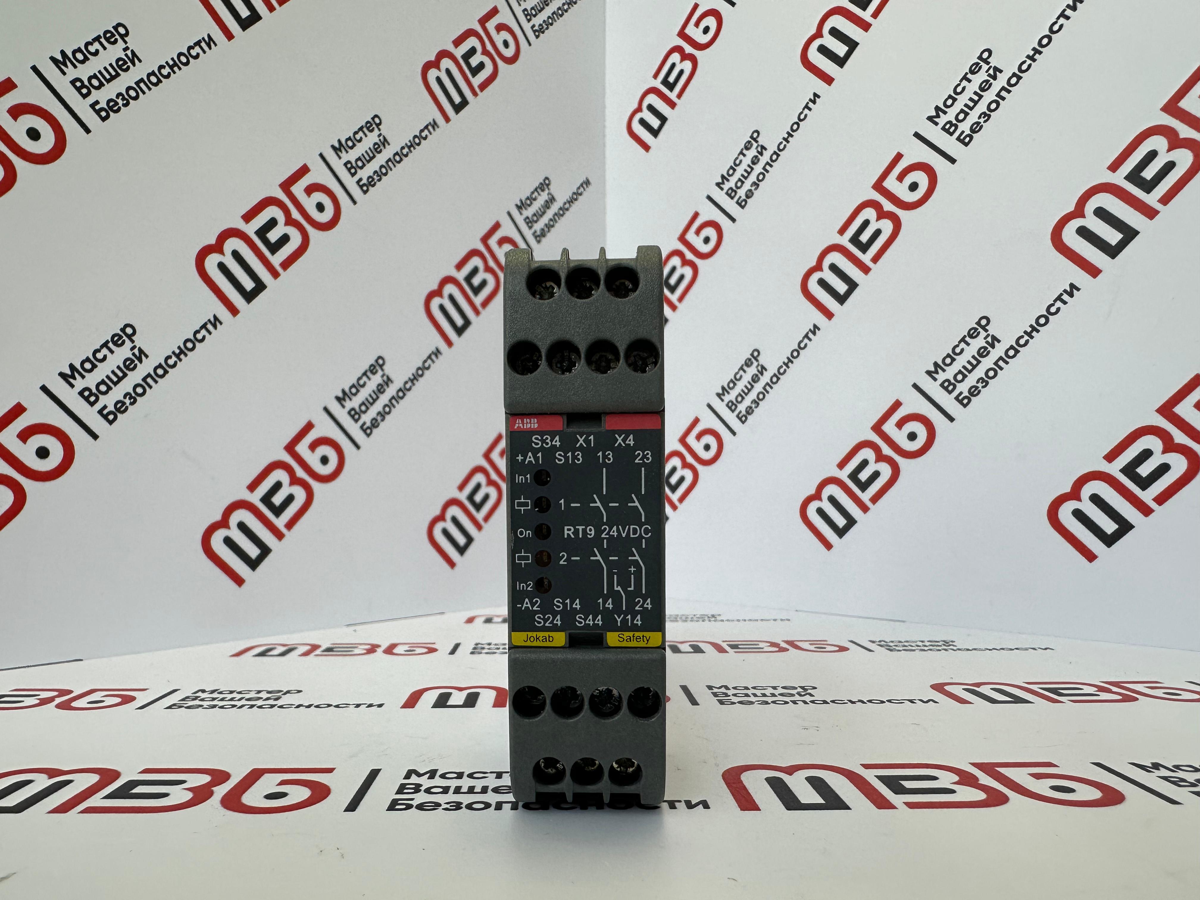 RT9 2TLA010029R0000 ABB Реле безопасности