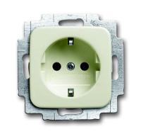 Розетка SCHUKO 16А 250В с защитными шторками, c LED-подсветкой, серия Busch-Duro 2000 SI, слоновая кость