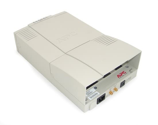 ИБП APC Back-UPS BH500INET