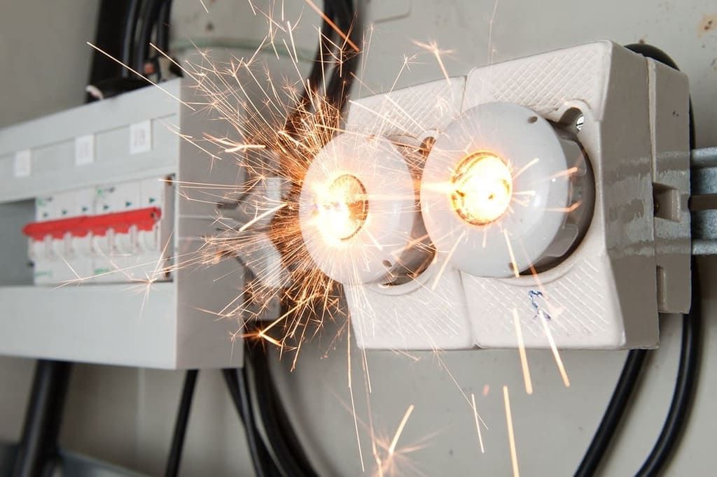 Перенапряжение в сети