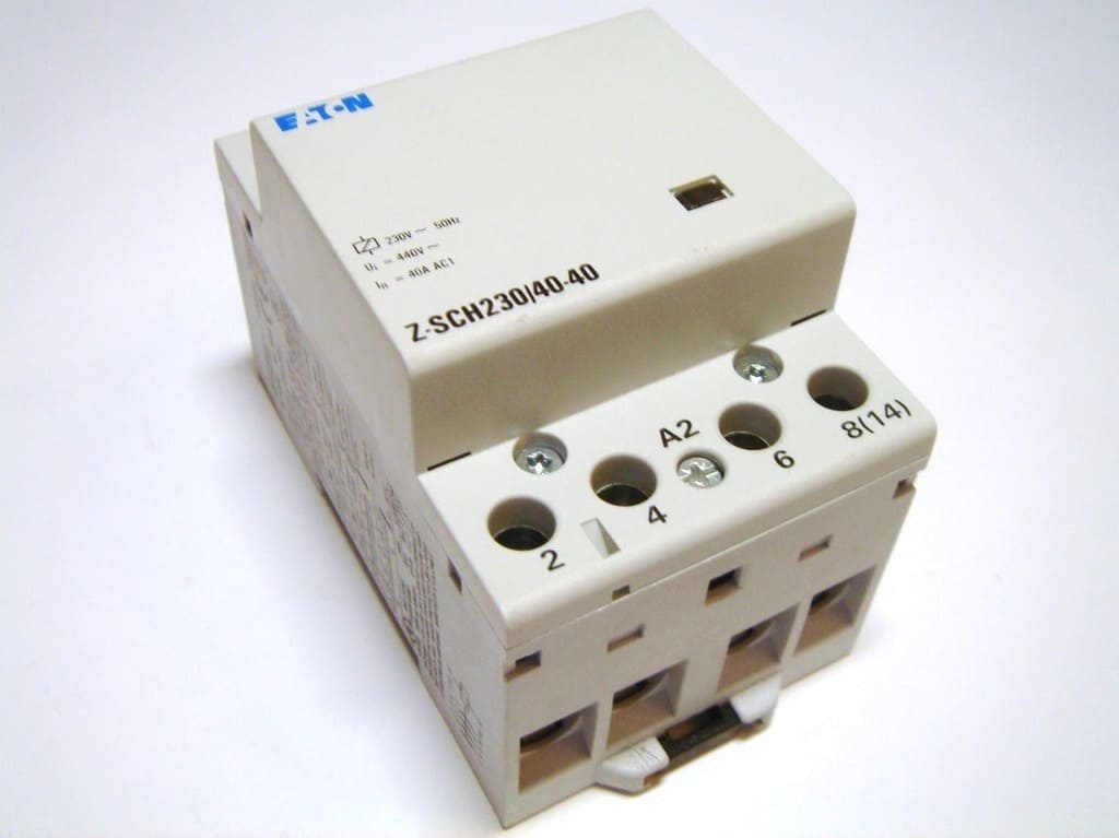 Модульный контактор Eaton Модульный контактор Eaton