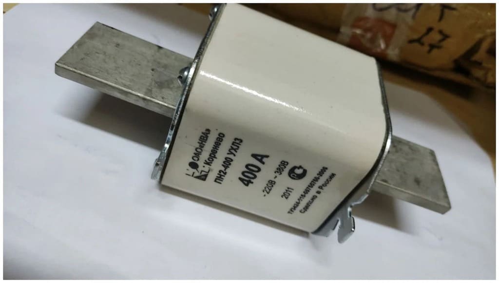 характеристики плавкой вставки