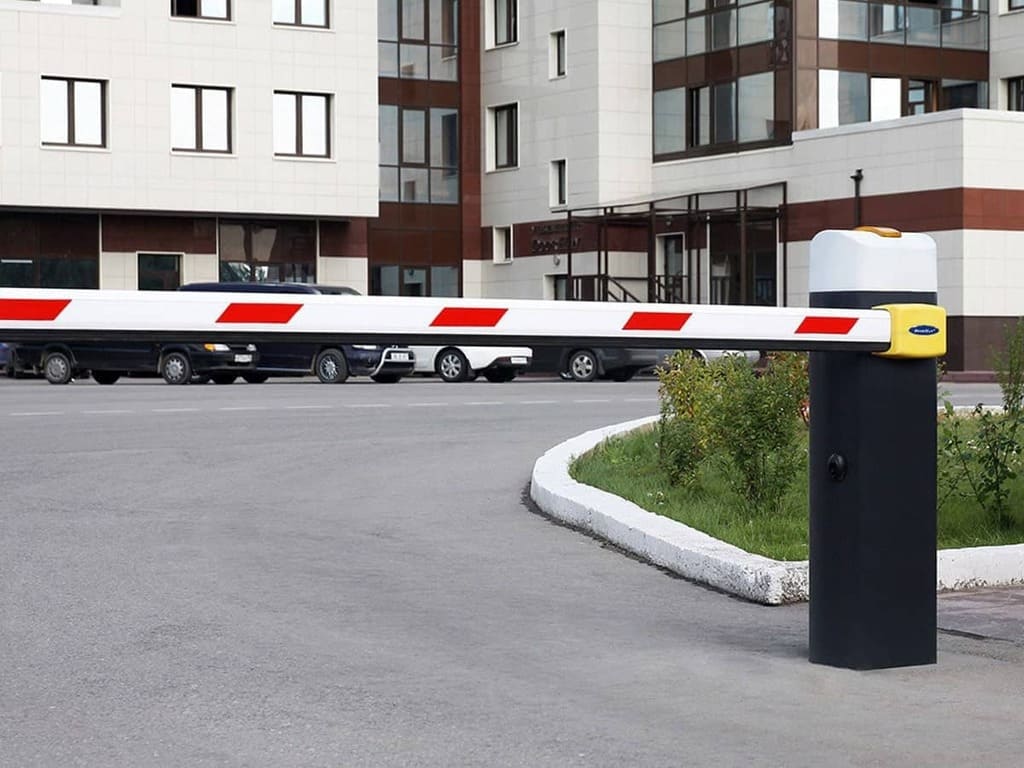 Как выбрать шлагбаум для двора по длине и высоте подъема стрелы